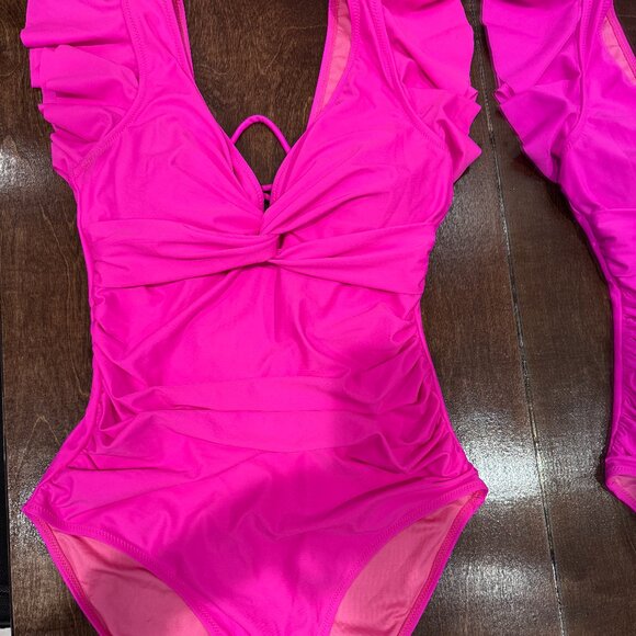 blooming jelly Other - Fuscia Swimsuit NWT